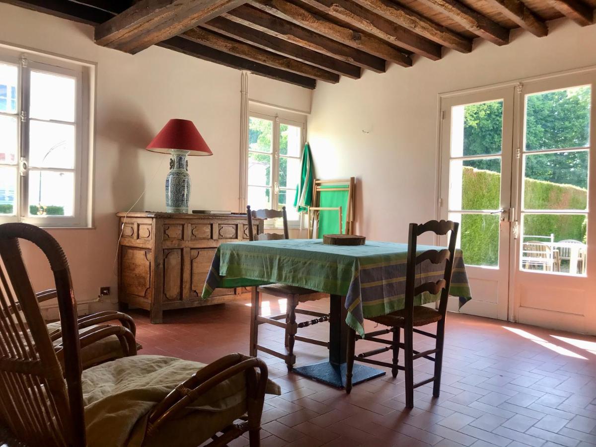 Gite De Mauxe Acquigny Bagian luar foto