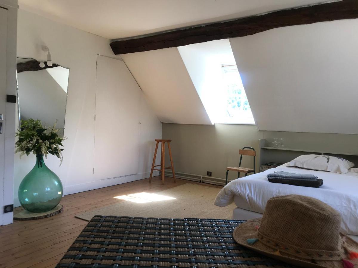 Gite De Mauxe Acquigny Bagian luar foto